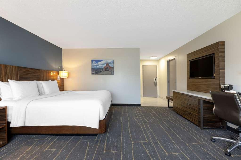 The Lux Hotel & Conference Center, Ascend Hotel Collection Waterloo Chambre photo