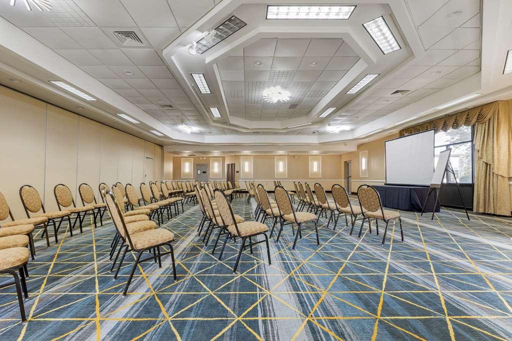 The Lux Hotel & Conference Center, Ascend Hotel Collection Waterloo Facilités photo