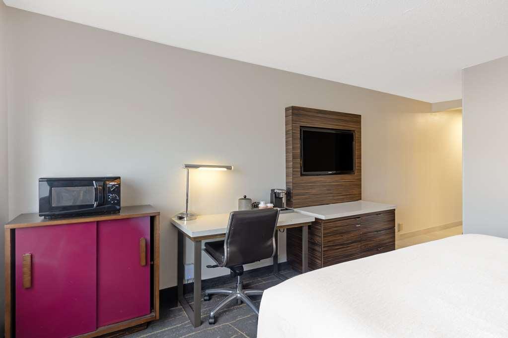 The Lux Hotel & Conference Center, Ascend Hotel Collection Waterloo Chambre photo