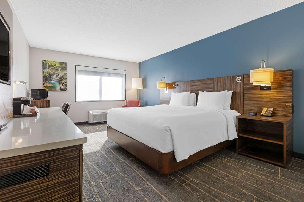 The Lux Hotel & Conference Center, Ascend Hotel Collection Waterloo Chambre photo